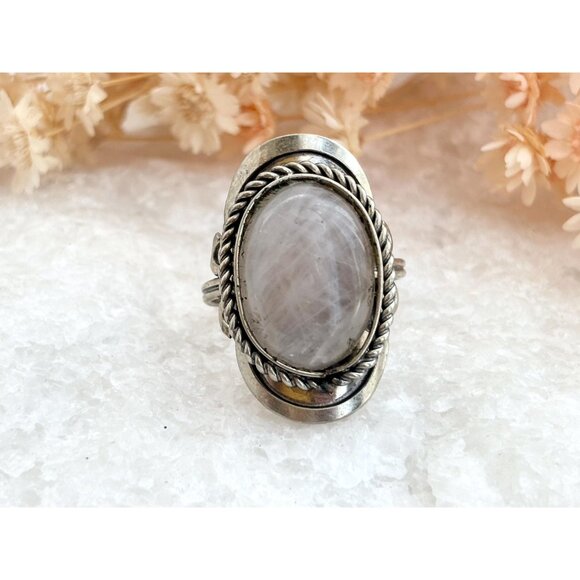 White Quartz Stone Southwest Style Silver T Adjustable Vintage Ring - sz 7 - Picture 2 of 10